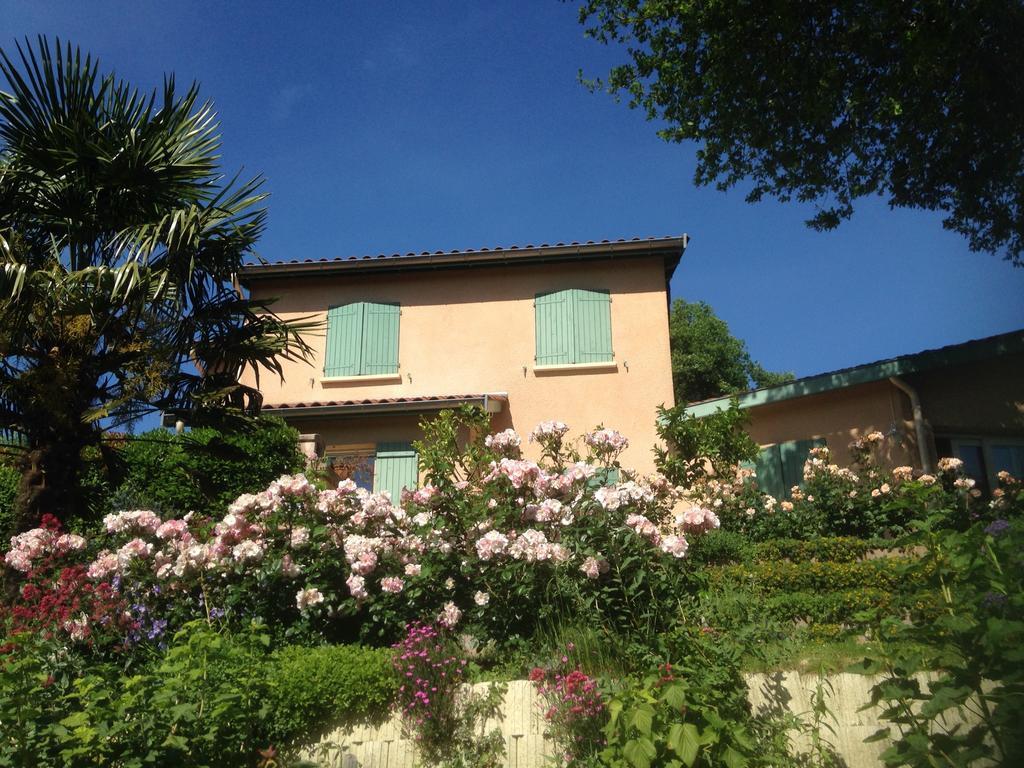 Le Relais des Malettes Chambres d'hôtes B&B Francheville  Extérieur photo