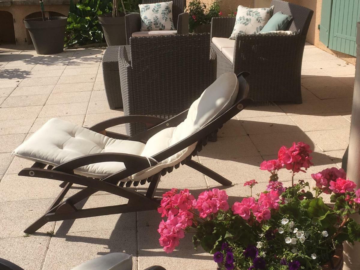 Le Relais des Malettes Chambres d'hôtes B&B Francheville  Extérieur photo